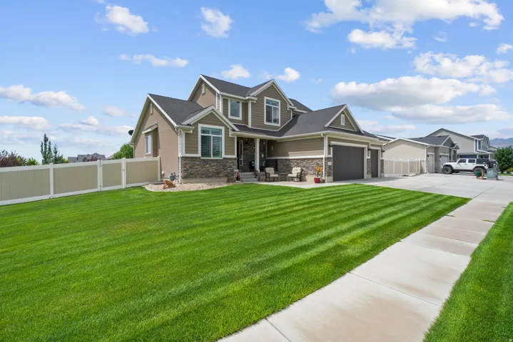 1576 E Lowe Peak Dr, Eagle Mountain, Utah 84005