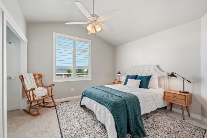 1576 E Lowe Peak Dr, Eagle Mountain, Utah 84005