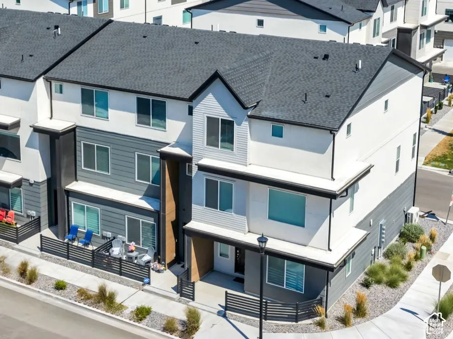 Home for sale is 1st in from end right