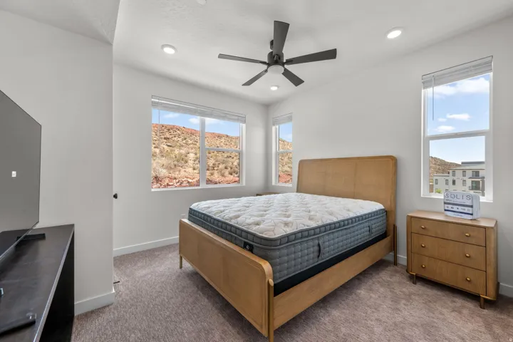 226 N Cliff Side Dr #l300, Hurricane, Utah 84737