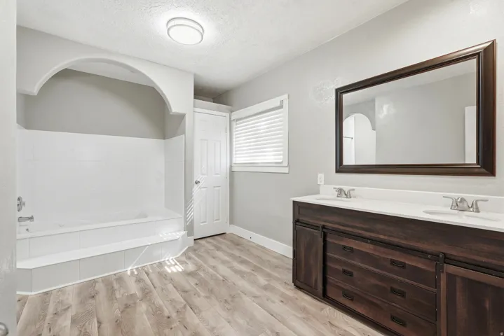 582 4th St, Ogden, Utah 84404