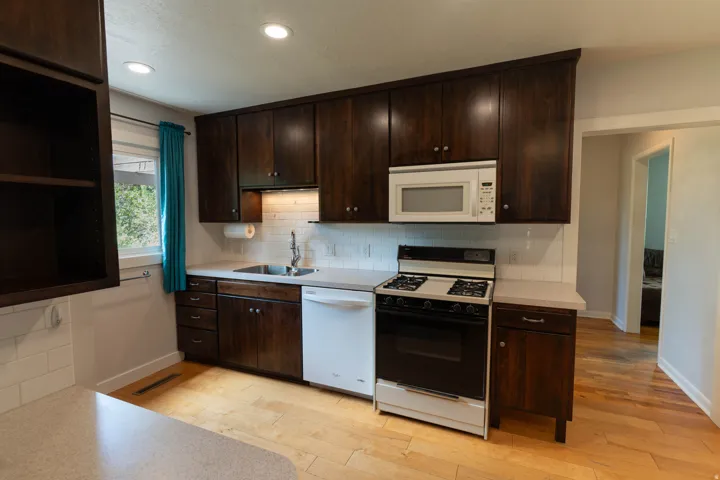 This Kitchen is very functional and clean.