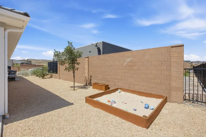 2654 W Lugano Way, St. George, Utah 84770