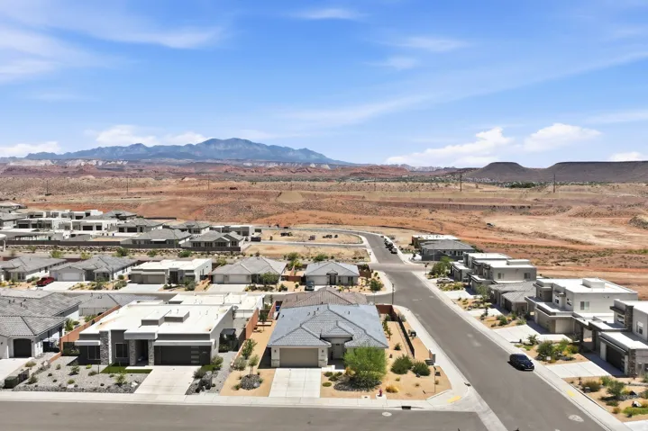2654 W Lugano Way, St. George, Utah 84770
