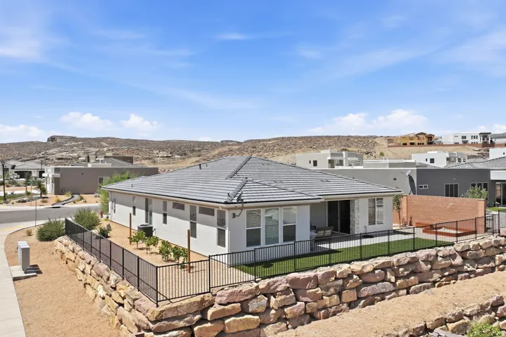 2654 W Lugano Way, St. George, Utah 84770
