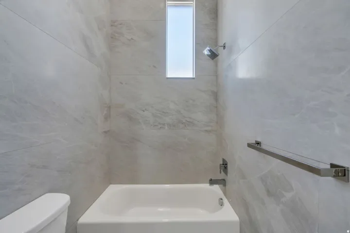 7045 S 300 E, Midvale, Utah 84047