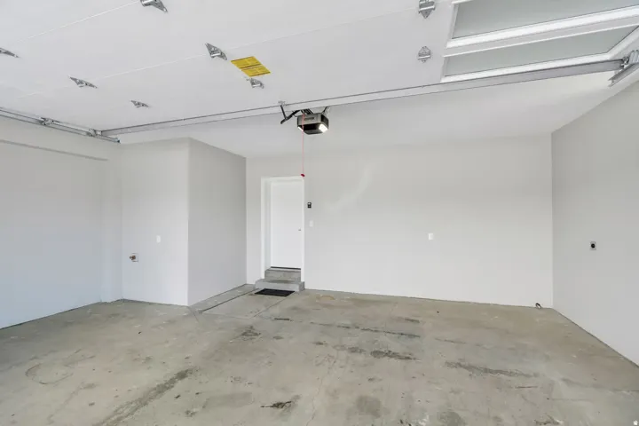 7045 S 300 E, Midvale, Utah 84047