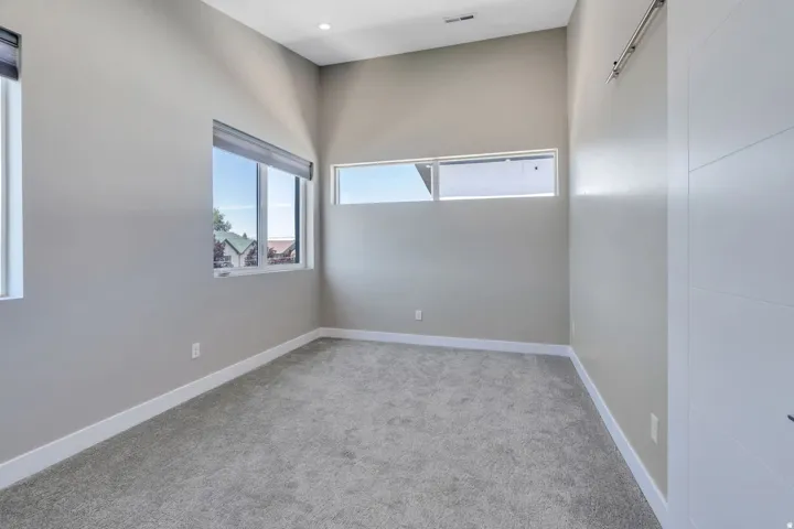 7045 S 300 E, Midvale, Utah 84047