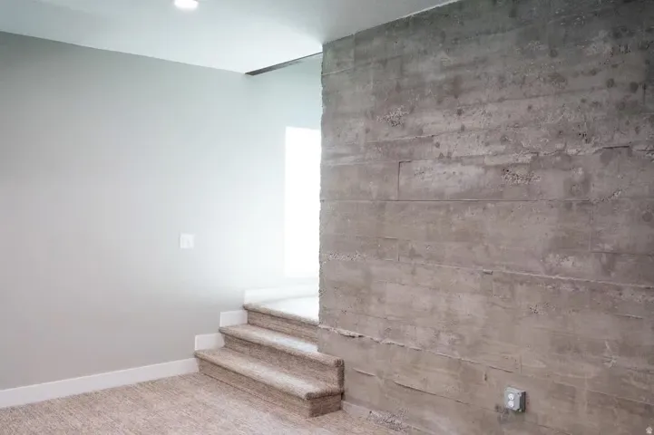 7045 S 300 E, Midvale, Utah 84047