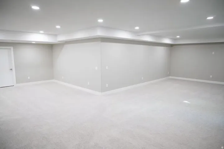 7045 S 300 E, Midvale, Utah 84047
