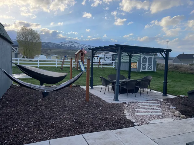 609 S Stump Hollow Rd, Garden City, Utah 84028