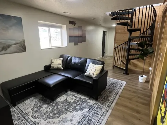 609 S Stump Hollow Rd, Garden City, Utah 84028
