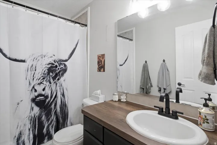 5594 S 6950 W, Hooper, Utah 84315