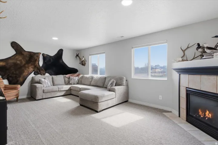 5594 S 6950 W, Hooper, Utah 84315