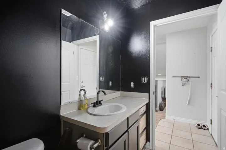5594 S 6950 W, Hooper, Utah 84315