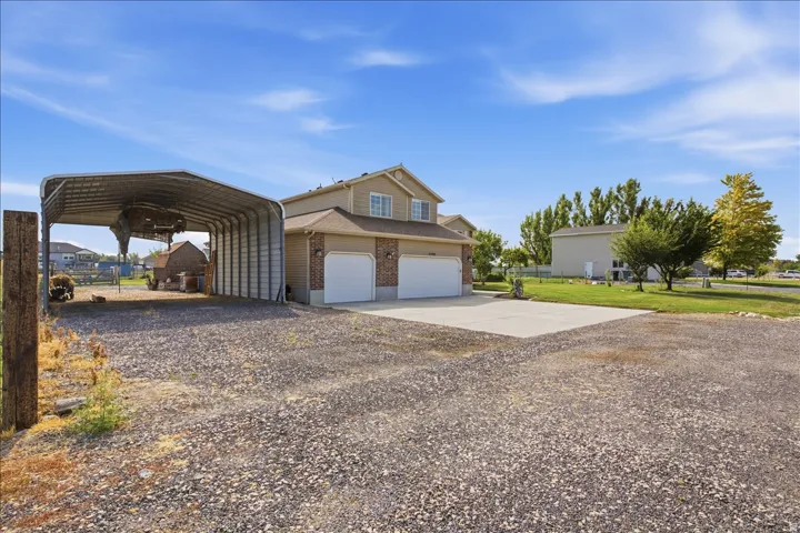 5594 S 6950 W, Hooper, Utah 84315