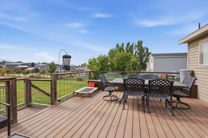 5594 S 6950 W, Hooper, Utah 84315