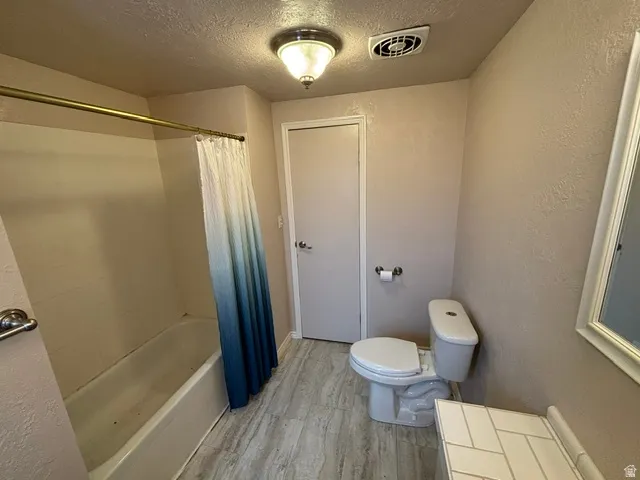1200 N Church St #28, Layton, Utah 84041