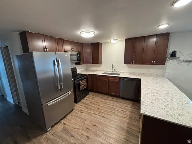 1200 N Church St #28, Layton, Utah 84041