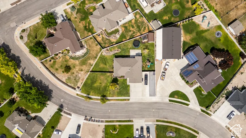 Aerial view of a residential neighborhood with curved streets
