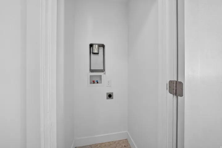 Laundry hookups with hot and cold water lines