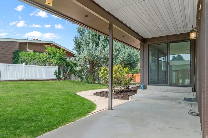 806 Vista Dr, South Ogden, Utah 84403
