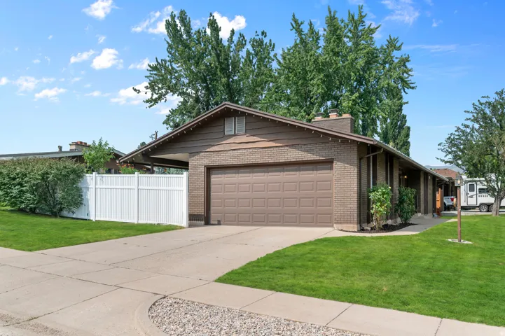 806 Vista Dr, South Ogden, Utah 84403