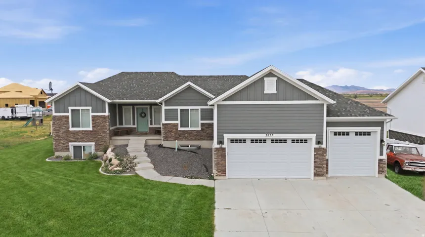3237 S 5100 W, Hooper, Utah 84315