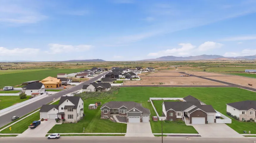 3237 S 5100 W, Hooper, Utah 84315