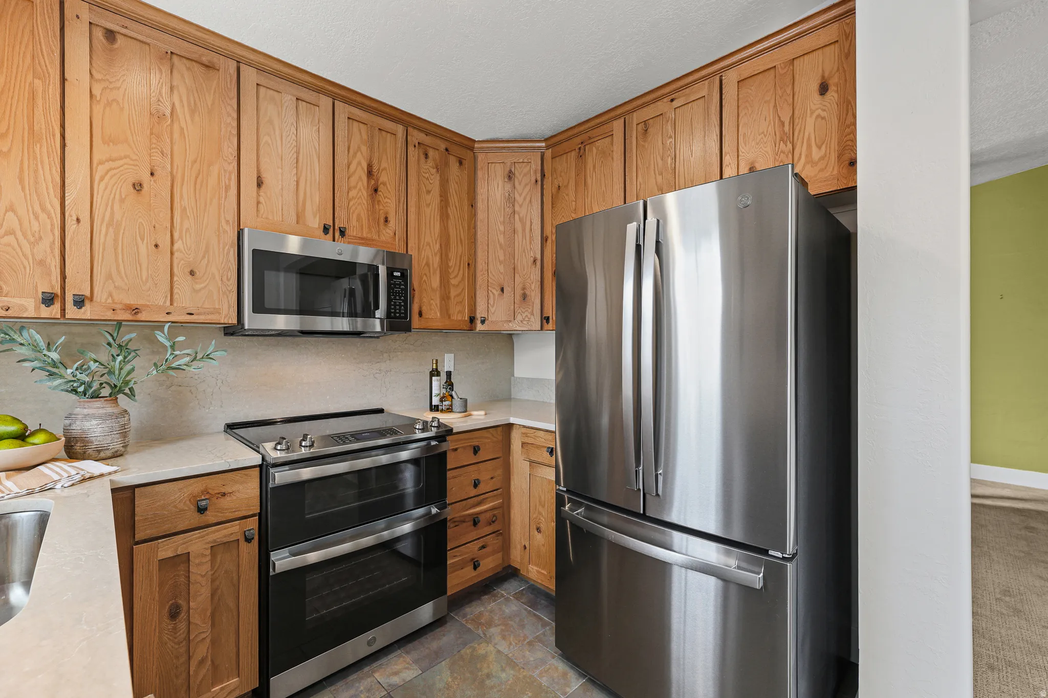 New Counters and appliances that are all included