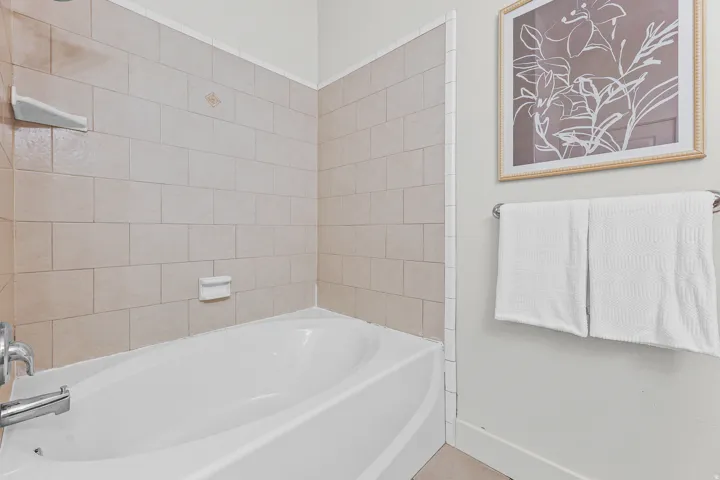 Primary Suite Bathroom
