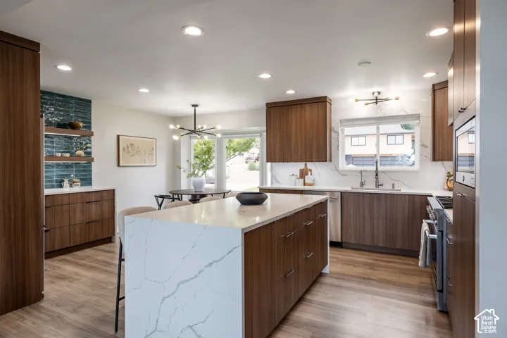 2399 Catalina Dr, Cottonwood Heights, Utah 84121