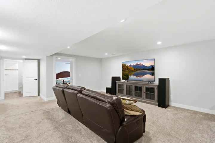 533 W Moonlight Dr, Erda, Utah 84074