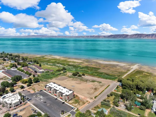126 S Waters Edge Ln, Garden City, Utah 84028