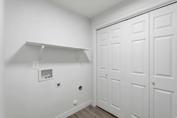 1424 N Spring Mountain Dr, Springville, Utah 84663