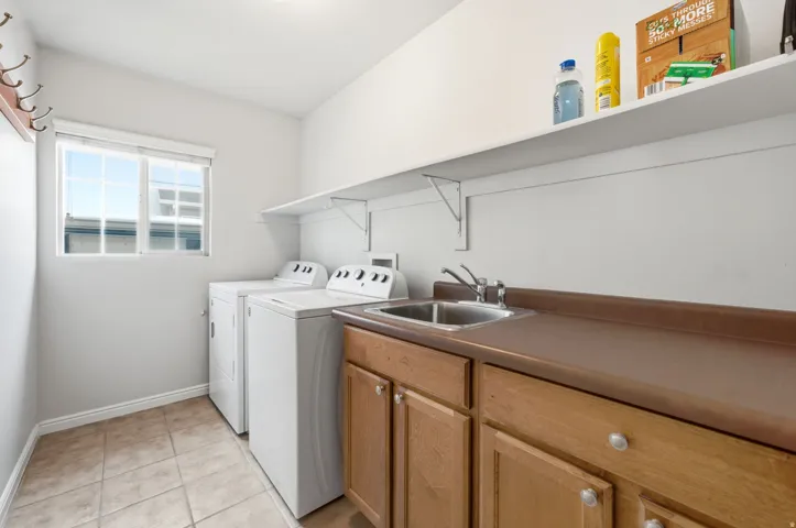 5639 W Pine Shade Pl, West Valley City, Utah 84118