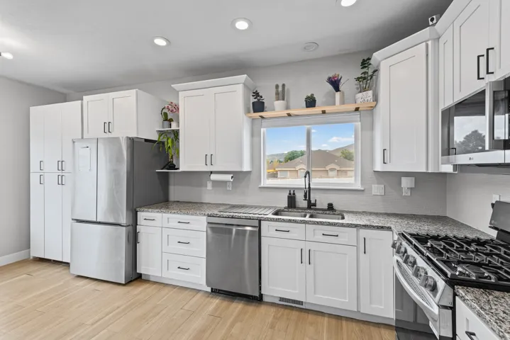 Spacious kitchen.