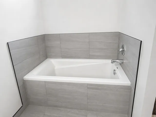 Oversized Bathtub
