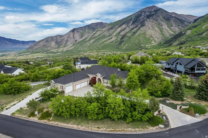 670 S Oak Dr, Woodland Hills, Utah 84653