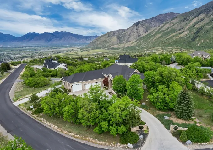 670 S Oak Dr, Woodland Hills, Utah 84653