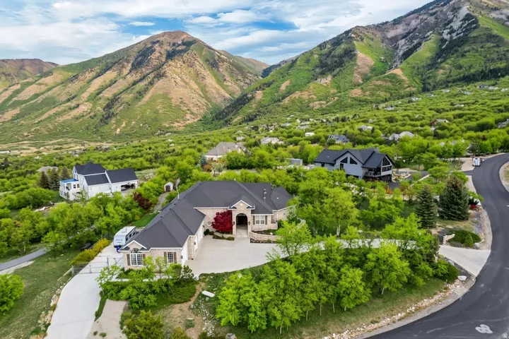 670 S Oak Dr, Woodland Hills, Utah 84653