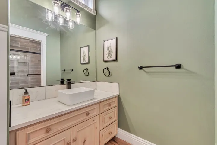 670 S Oak Dr, Woodland Hills, Utah 84653