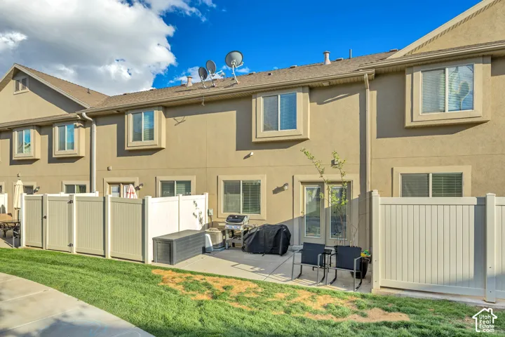 1865 E Whitetail Way, Layton, Utah 84040
