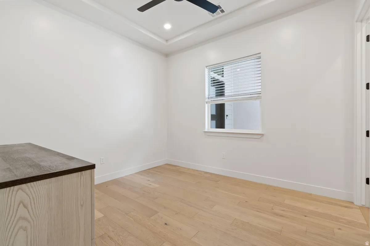 2nd Bedroom with En Suite bath