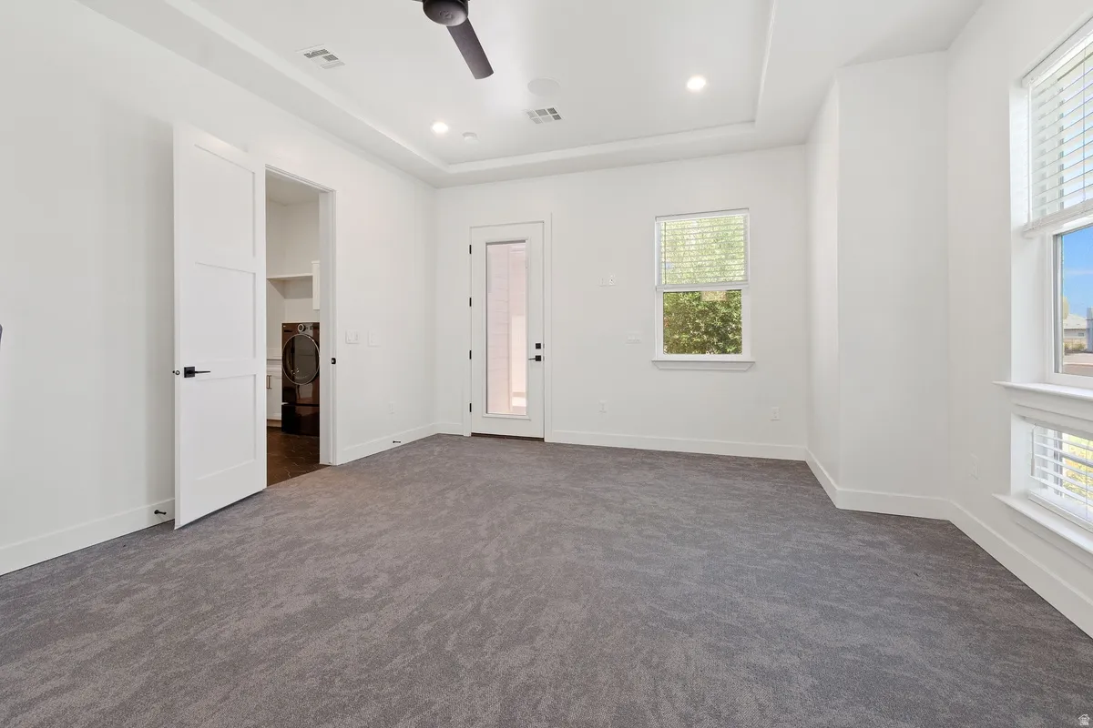 Office/bonus room with outside entrance