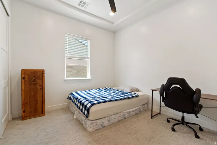 3834 S Mckenzie Ln, Washington, Utah 84780