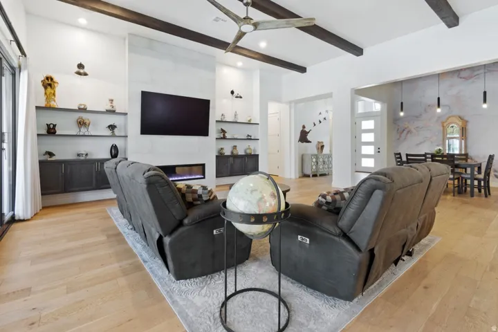 3834 S Mckenzie Ln, Washington, Utah 84780