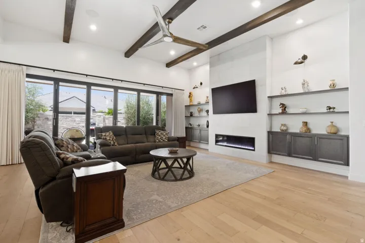 3834 S Mckenzie Ln, Washington, Utah 84780