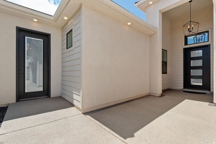 3834 S Mckenzie Ln, Washington, Utah 84780