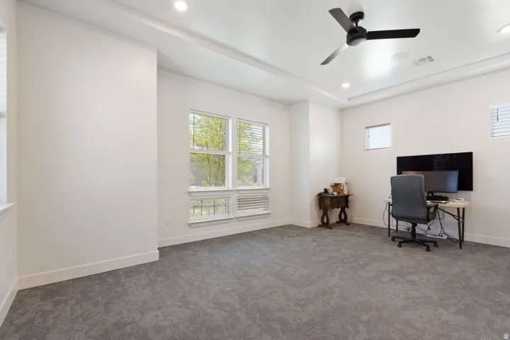 Office/bonus room with outside entrance